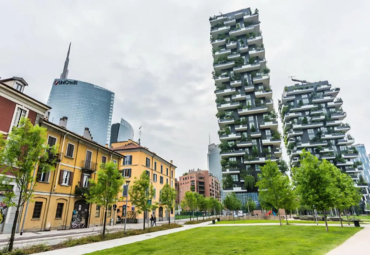 Comfortable Flat Inside Isola And Garibaldi District 0*, Milan