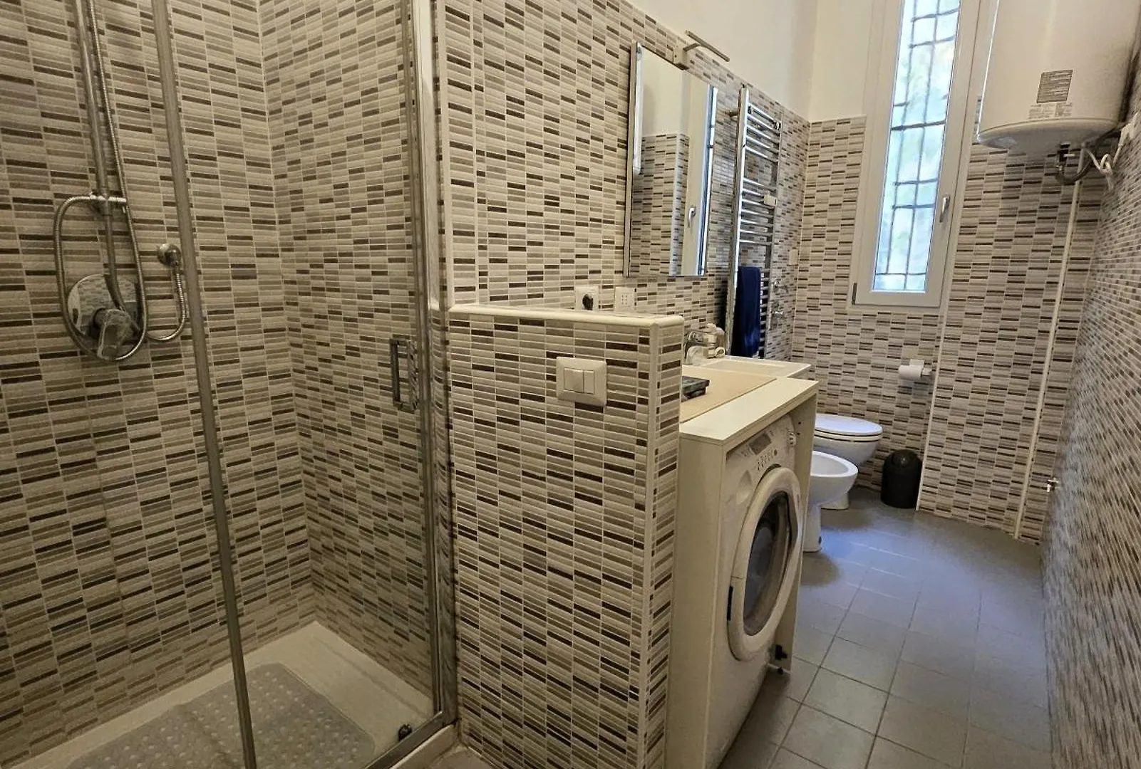 Apartment Comfortable Flat Inside Isola And Garibaldi District Italy