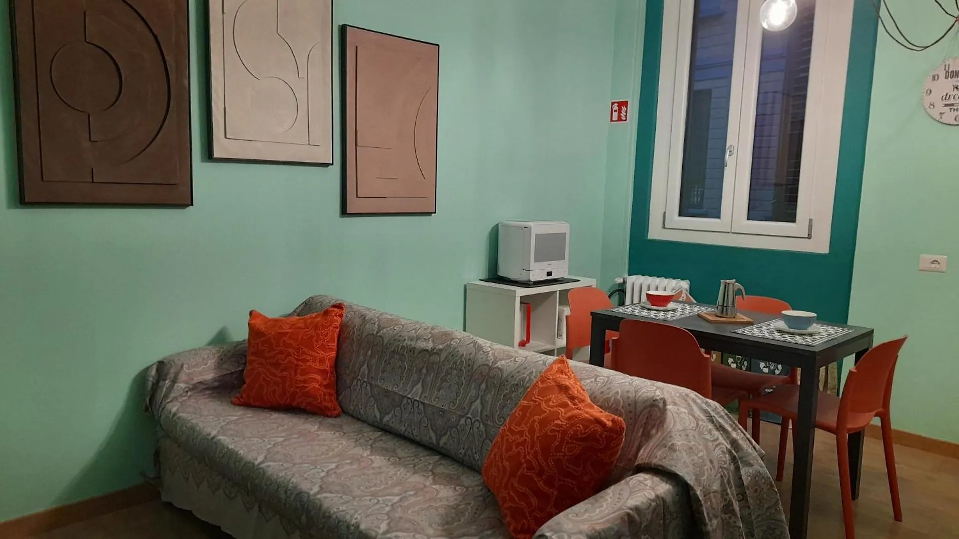 Comfortable Flat Inside Isola And Garibaldi District Milan Italy